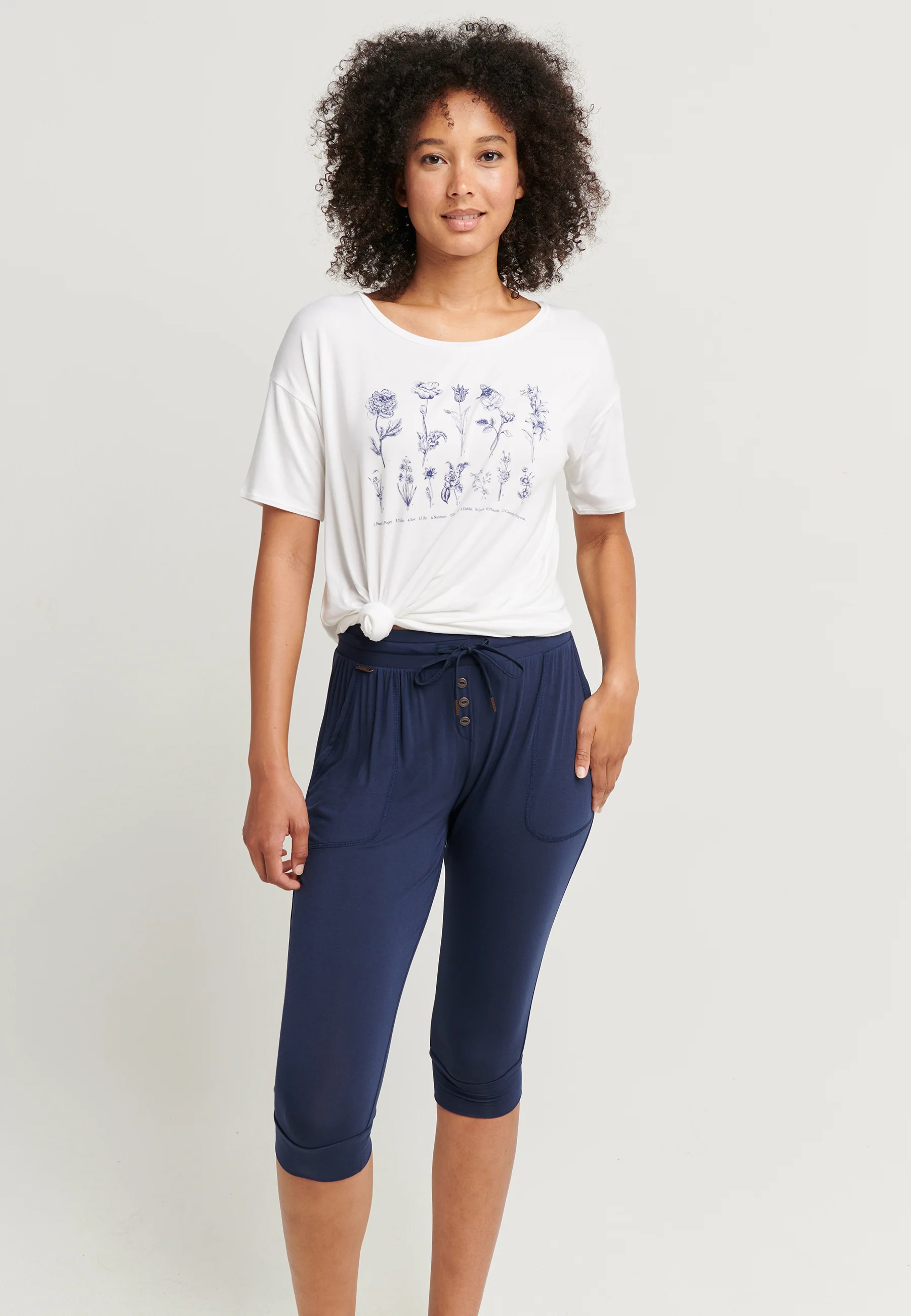Jockey® Supersoft Lounge Capri - Image 13