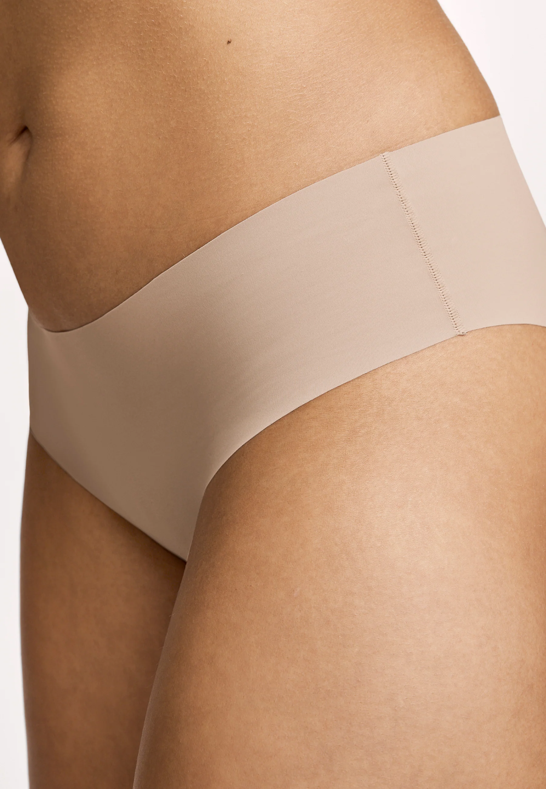 Jockey® Invisible Edge Cheeky - Image 10