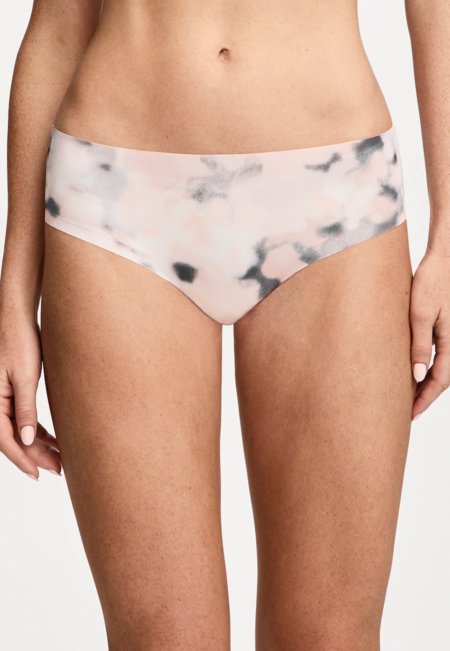 Jockey® Invisible Edge Cheeky - Image 13