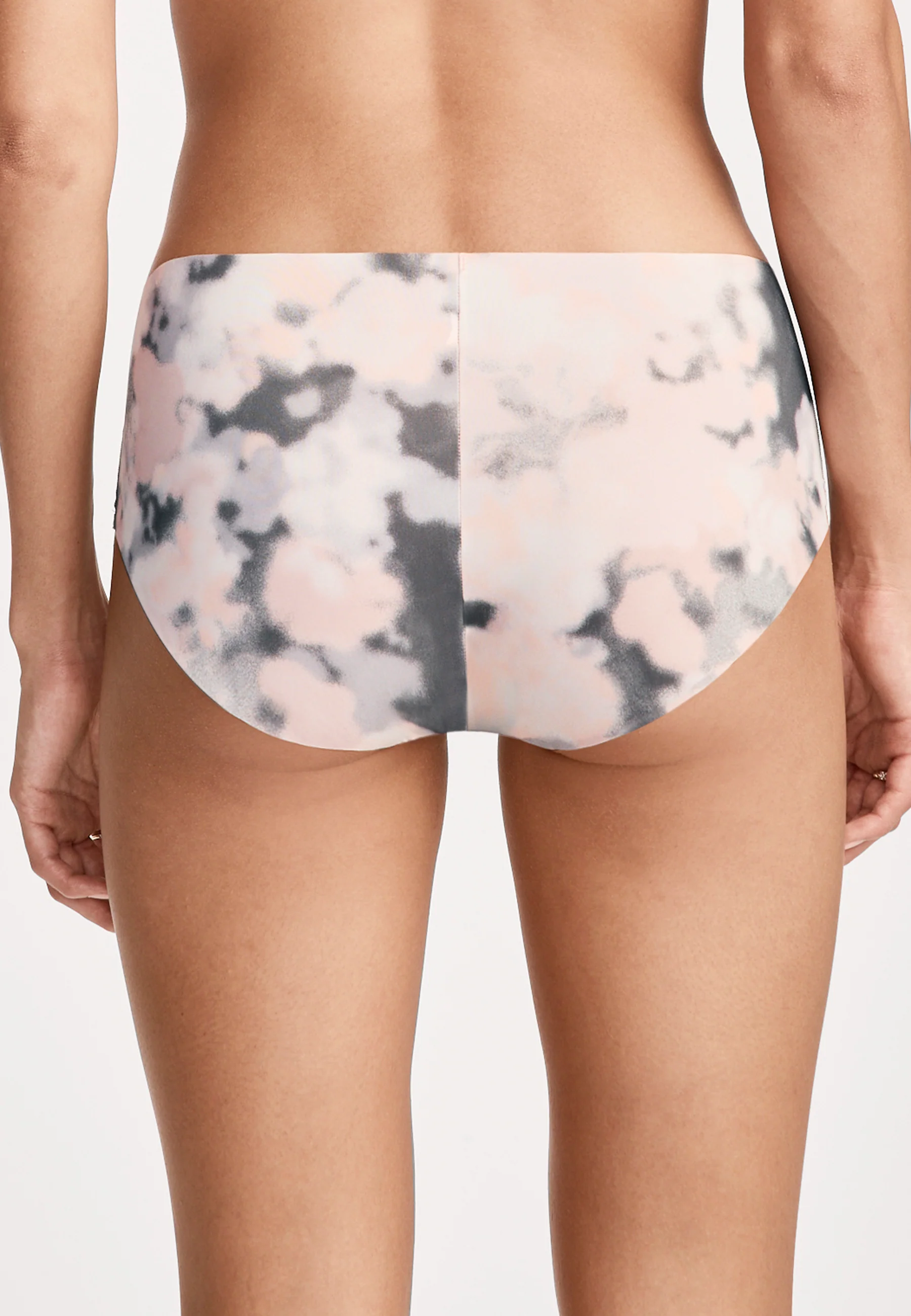 Jockey® Invisible Edge Hipster - Image 13
