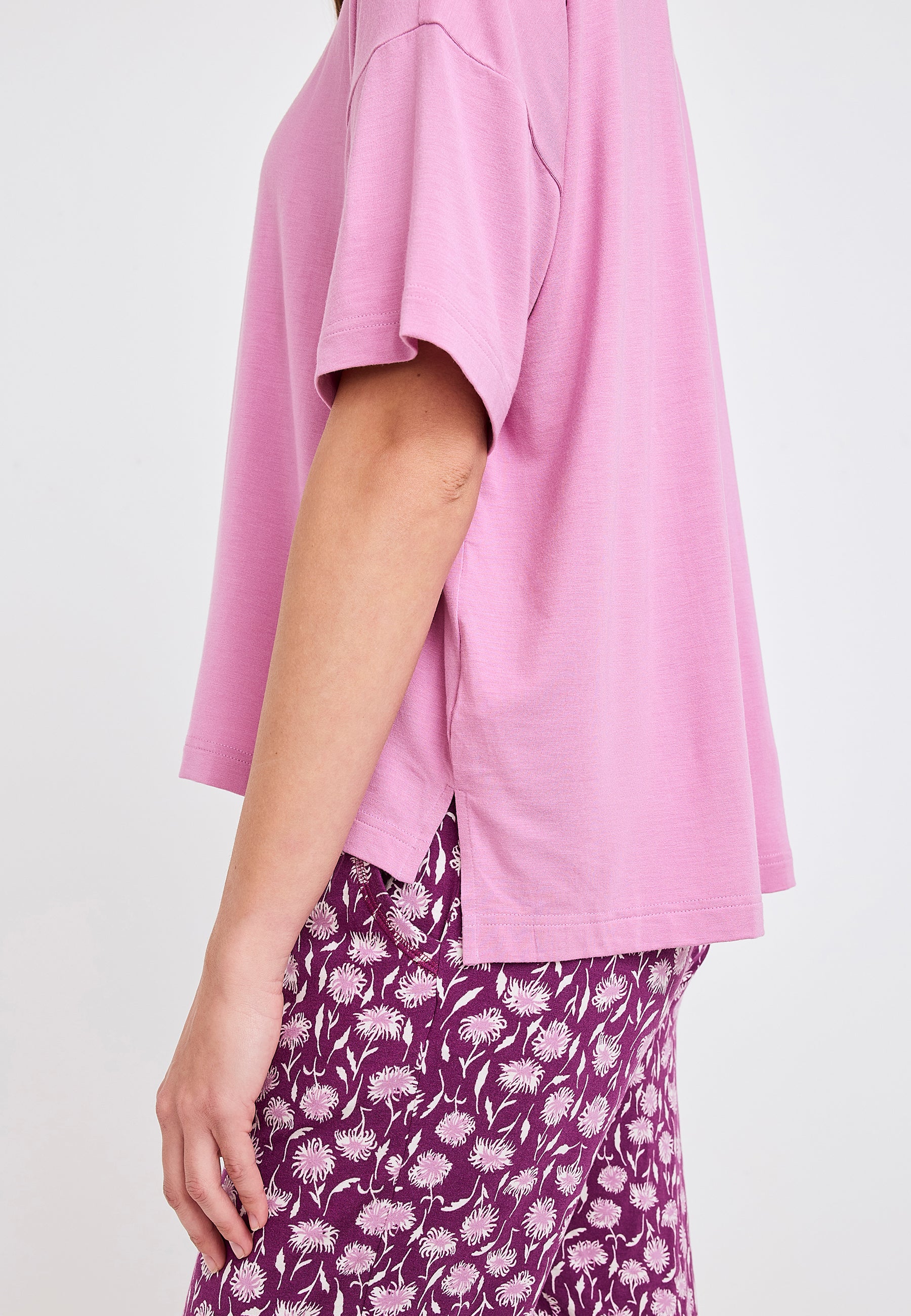 Jockey® Supersoft Lounge Hi-Lo Fashion Tee - Image 5